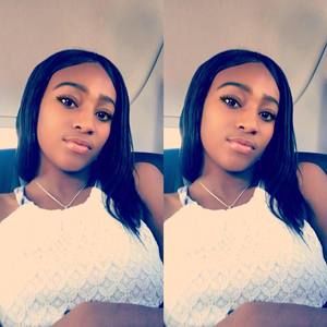 Meet your Posher, Tia